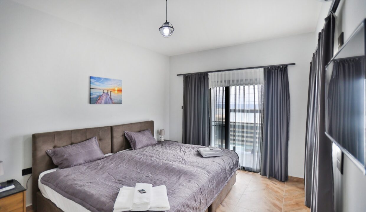 WhatsApp Image 2024-12-07 at 15.39.45 (1)