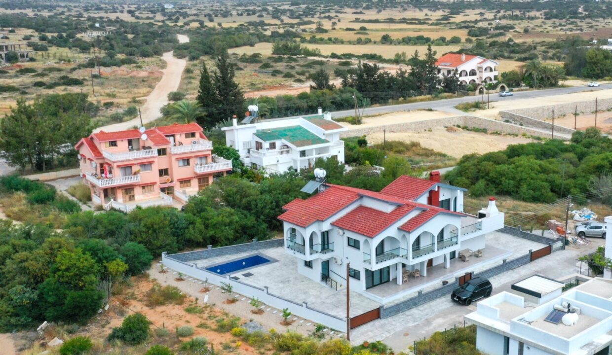 WhatsApp Image 2024-12-07 at 15.39.49 (1)