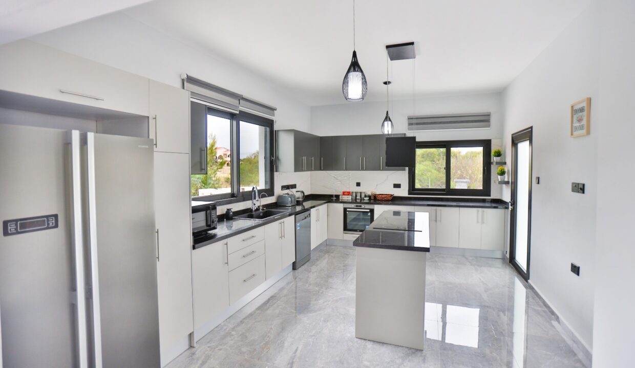 WhatsApp Image 2024-12-07 at 15.39.52