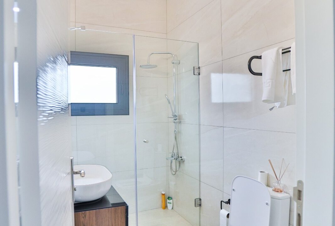 WhatsApp Image 2024-12-07 at 15.39.53 (1)